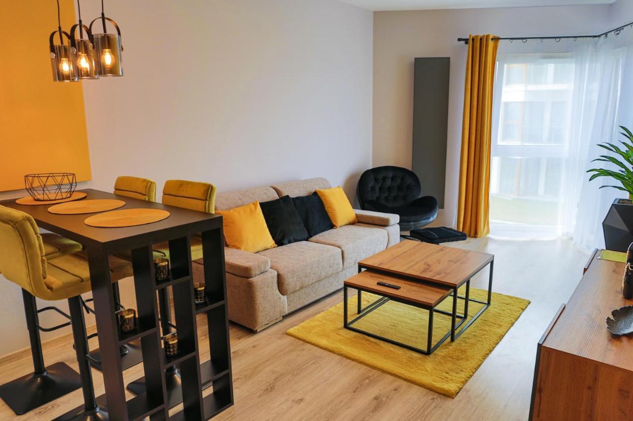 Apartament Elegance Yellow W Let'S Sea Basen&Spa Gąski Extérieur photo